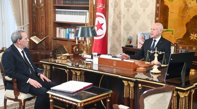 قيس سعيّد : الشعب التونسي ينتظر ثورة تشريعية في كل المجالات