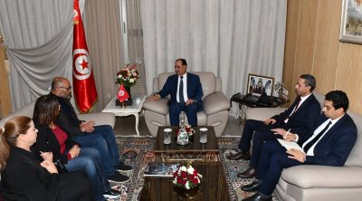 وزارة الداخلية تتعهّد بحماية الصحفيين التونسيين وتسهيل عملهم