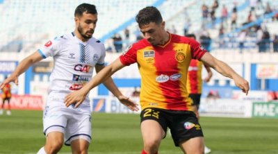 مرحلة التتويج: حكمان فرنسيان يشرفان على الفار 