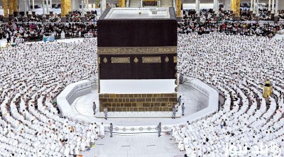 أكثر من 1000 وفاة بين الحجيج من عدة جنسيات