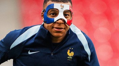 مظهر استثنائي لكيليان لمبابي قبل معركة هولندا