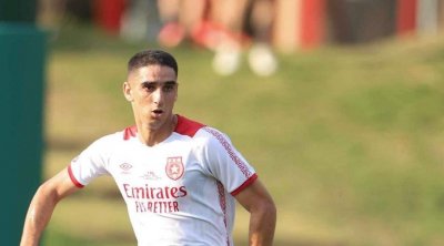 مدافع النجم الساحلي ينتقل لعجمان الإماراتي