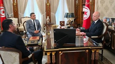 Kais Saïed se réunit avec le ministre de l’intérieur et le secrétaire d’État chargé de la sécurité nationale