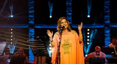 ليلى حجيج تضيء مهرجان الحمامات الدولي بعرض ''نجمات في الكون''
