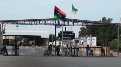 رأس جدير : منع مرور السيارات التونسية المتهالكة إلى ليبيا 