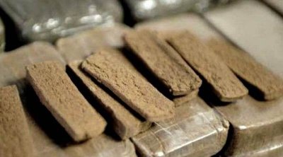 ميناء حلق الوادي : حجز 28 صفيحة زطلة مخبأة داخل أحذية نسائية 