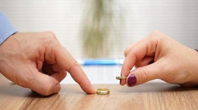 وزارة العدل ترفض توثيق الطلاق الرضائي لدى عدول الإشهاد