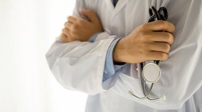 وزارة الصحة تعلن عن جلسة تفاوض اليوم مع الأطباء الشبان
