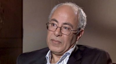 الدكتور عزالدين عناية ...الرّهان على الثقافة 