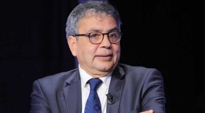محافظ البنك المركزي التونسي يتوقع نموًا معتدلاً للاقتصاد الوطني 