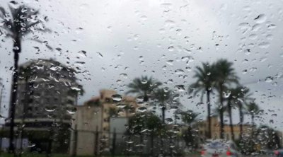 طقس الليلة: أمطار متفرقة بالجنوب الشرقي