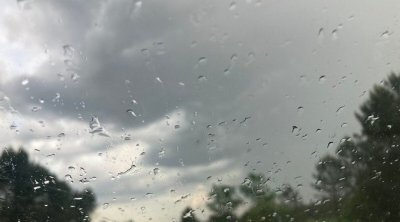 Tunisie-Météo : Pluies orageuses, grêle et rafales attendues sur l’Est