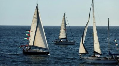 الجزائر : 11 حزبا سياسيا يدعو المجتمع الدولي لحماية أسطول الصمود