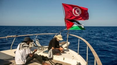 أسطول الصمود المغاربي يعلن دخوله المياه الإقليمية لغزة