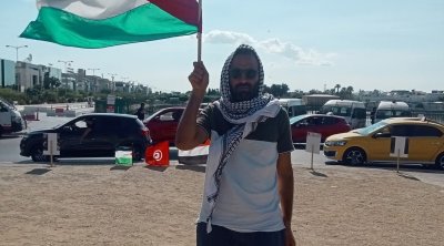 الاحتلال يختطف التونسي علي كنيس من على متن سفينة الضمير (فيديو)