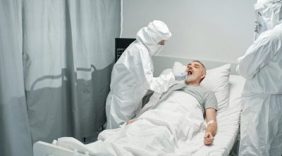 الجزائر.. حالتا وفاة و5 إصابات بالدفتيريا 