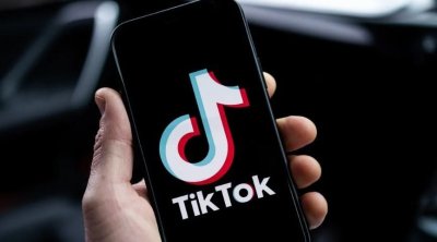 بطاقة ايداع بالسجن ضد ''تيكتوكوز'' بسسب محتواها ''الفاحش'' 