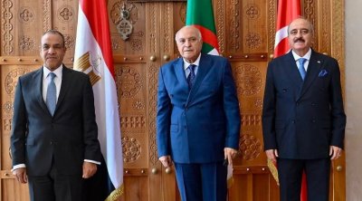 تونس تشدّد في اجتماع الجزائر الثلاثي على دعم الح الليبي-الليبي 