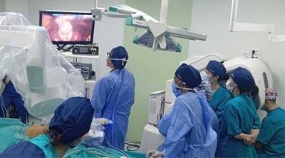 L’hôpital Charles-Nicolle réalise la première opération robotisée du pays