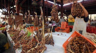 تونس تسعى للانفتاح على أسواق جديدة لتصدير زيت الزيتون والتمور