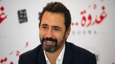 ظافر العابدين يروي رحلة الإخراج والتمثيل من تونس إلى نتفليكس