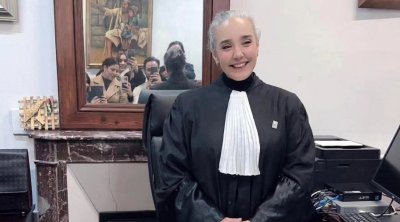 صورة اليوم: سنية الدهماني تستعيد بدلة المحاماة