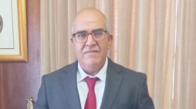 عميد المحامين التونسيين يجدد دعمه للمساجين السياسيين وحقهم في حرية التعبير