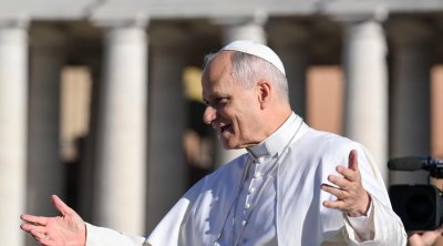 رئيس الفاتيكان يدعو لوقف إطلاق نار عالمي لمدة 24 ساعة