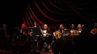 زياد غرسة يُحيي المالوف ويملأ المسرح البلدي طربًا