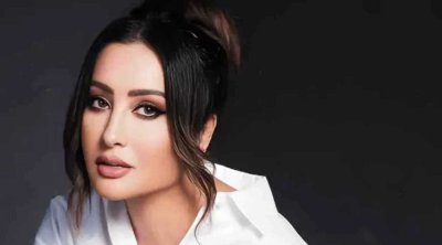 لطيفة العرفاوي تكشف عن اللحظات المؤثرة بعد وفاة والدتها 