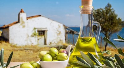 وداديات الموظفين بالقطاع العام تحصل على زيت الزيتون بسعر 11.600 د للتر