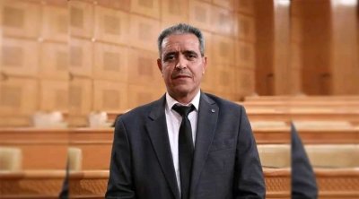 CNRS : une motion de retrait de confiance déposée contre son président