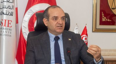 مقترح قانون لهيئة الانتخابات يمتع رئيسها وأعضاءها بالحصانة 