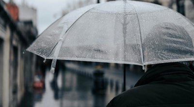 Météo : pluies éparses et vents forts 