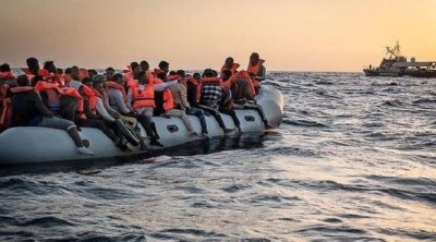 إيطاليا تصادق على مشروع قانون لفرض حصار بحري مؤقت ضد قوارب المهاجرين