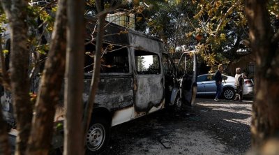 مستوطنون يحرقون منازل وسيارات فلسطينية جنوبي الضفة