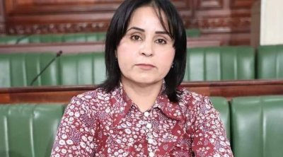 النائب منال بديدة تقاضي ظافر الصغيري