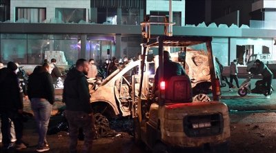 لبنان : 10 قتلى بغارات إسرائيلية استهدفت 3 عائلات وسيارة