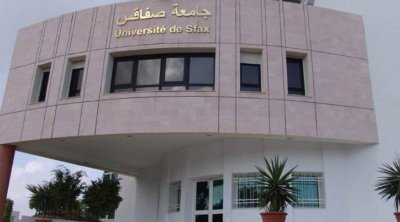 جامعة صفاقس تتصدر وطنيًا وتدخل قائمة أفضل الجامعات عالميًا