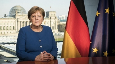 ميركل تصف الوضع الوبائي في ألمانيا بالمأساوي