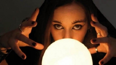 تونس : 6 سنوات سجنا ضد عرافة و إطار بنكي 