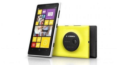  ثورة في عالم الزوم يحدثها هاتف نوكيا Lumia 1020