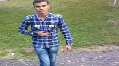  الداخلية تفتح تحقيق في صورة شاب يدوس بقدمه على كتاب القرآن