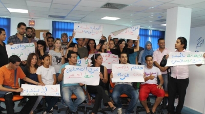 اتفاق بين إدارة راديو كلمة والعاملين به للحصول على أجرة شهرين