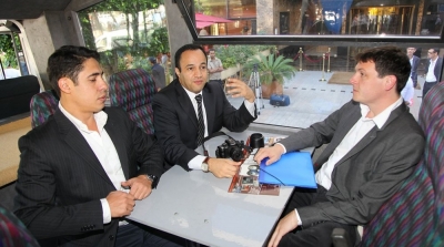 قافلة فرانس 24 تغادر تونس إلى الجزائر 