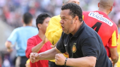 الإبعاد لـ5 مباريات وغرامة بألفي دينار..عقوبة مكتب الرابطة للكنزاري