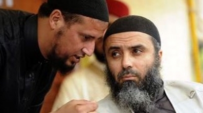 القبض على ضابط أمن لتورطه مع زعيم أنصار الشريعة أبو عياض