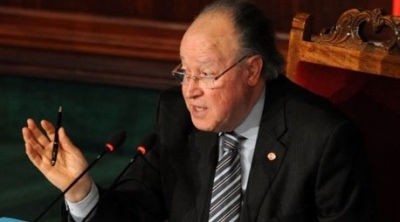 60 نائب في التأسيسي يمضون على عريضة لسحب الثقة من بن جعفر