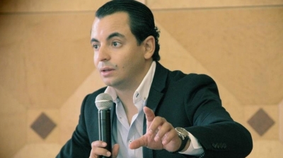 حمزة البلومي يقدم برنامج "في الواجهة" على قناة تلفزة تي في 