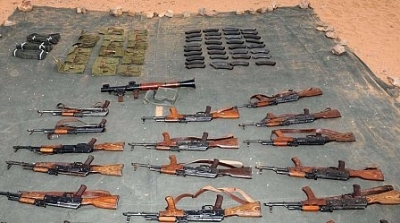 العثور على كميات كبيرة من الأسلحة كانت مدفونة في مدخل مدينة قبلاط